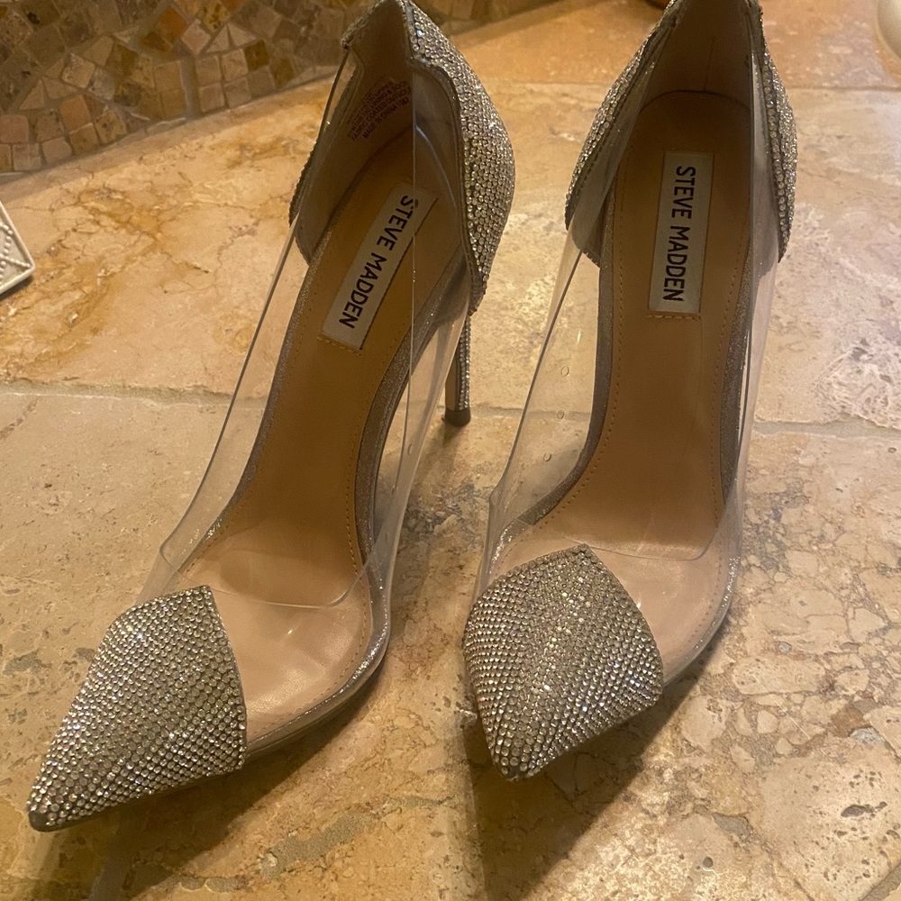 Steve Madden Malibu pump size 7.5